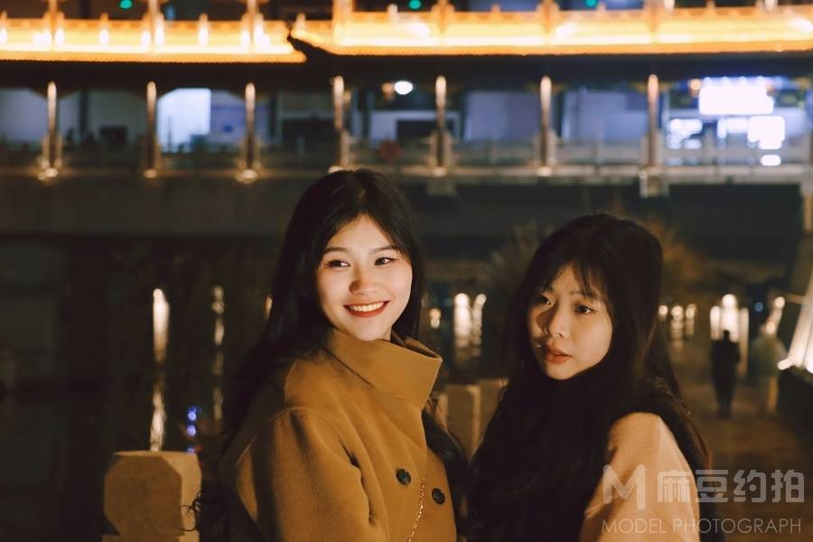 夜景模特