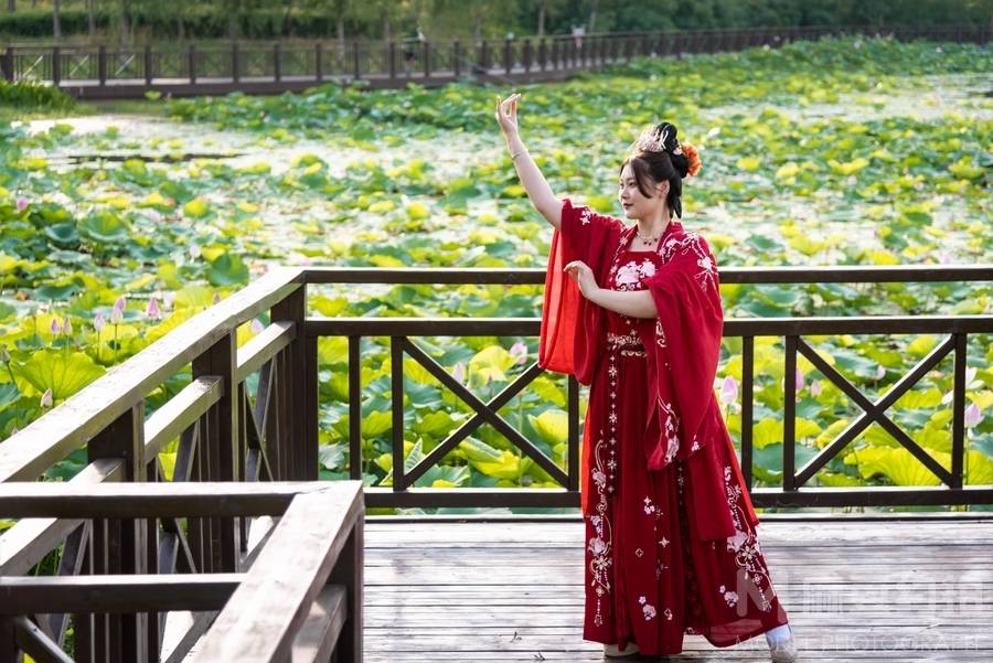 汉服模特