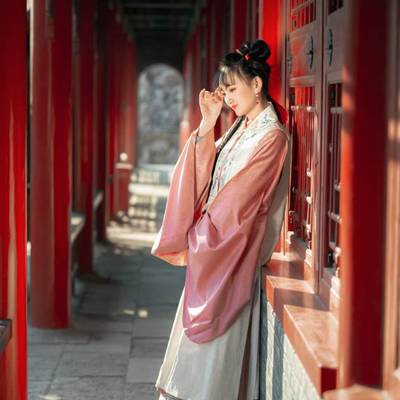 汉服模特