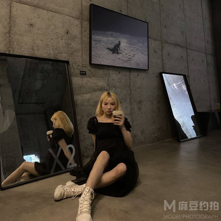 暗黑模特