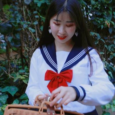 清新模特