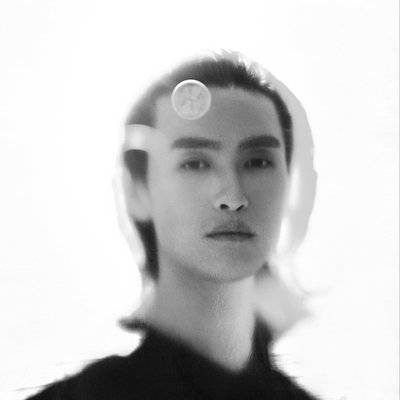 黑白模特