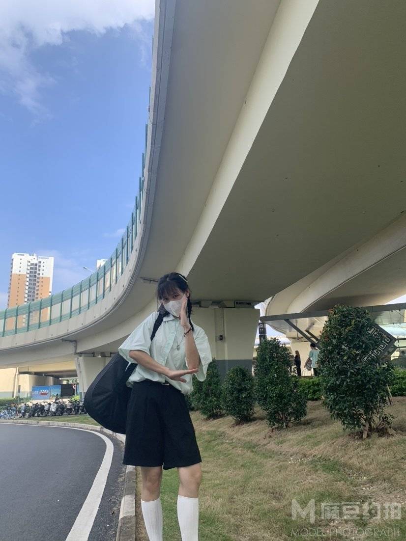 校园模特