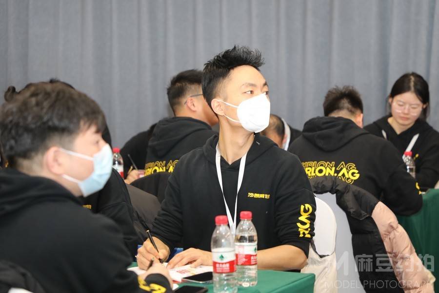 纪实模特