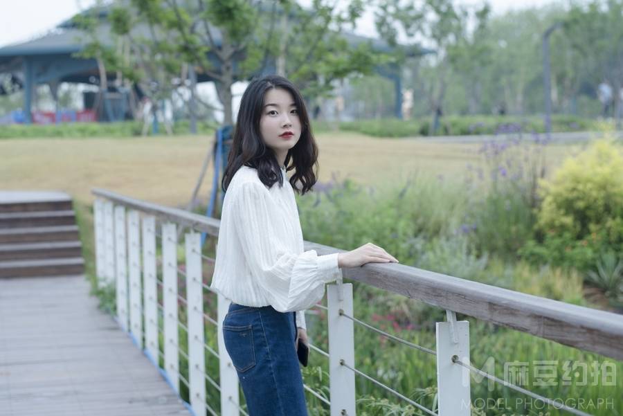 清新模特