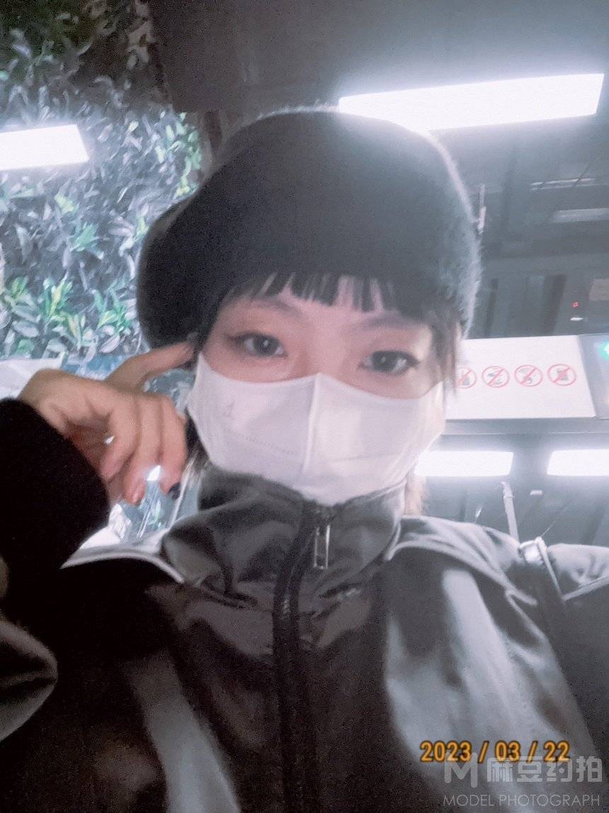 胶片模特