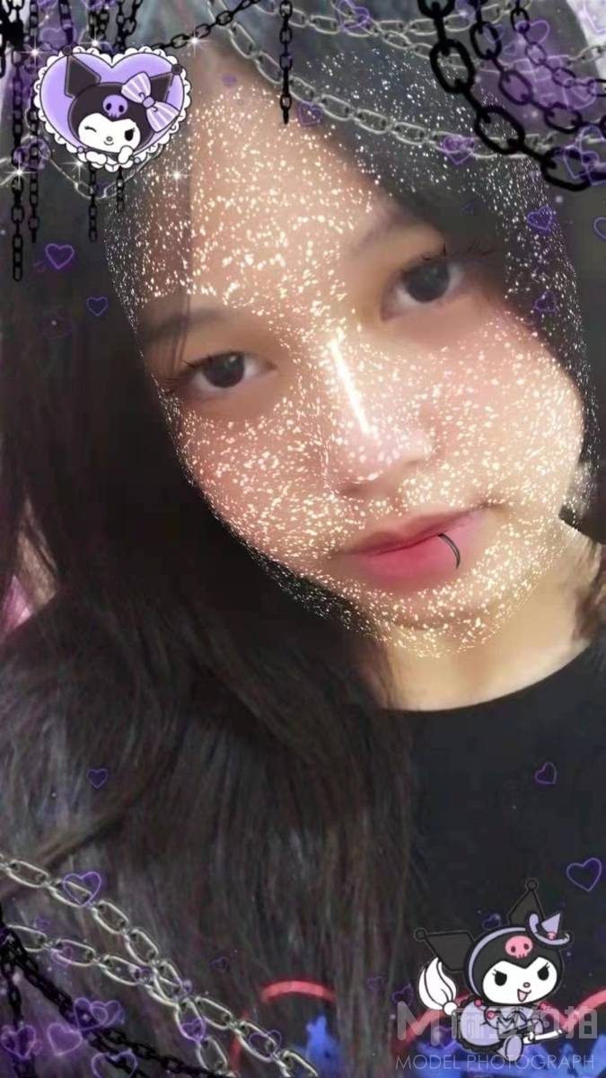 黑白模特