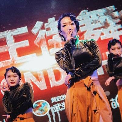 纪实模特