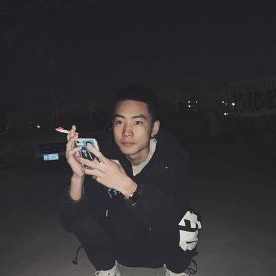 黑白模特