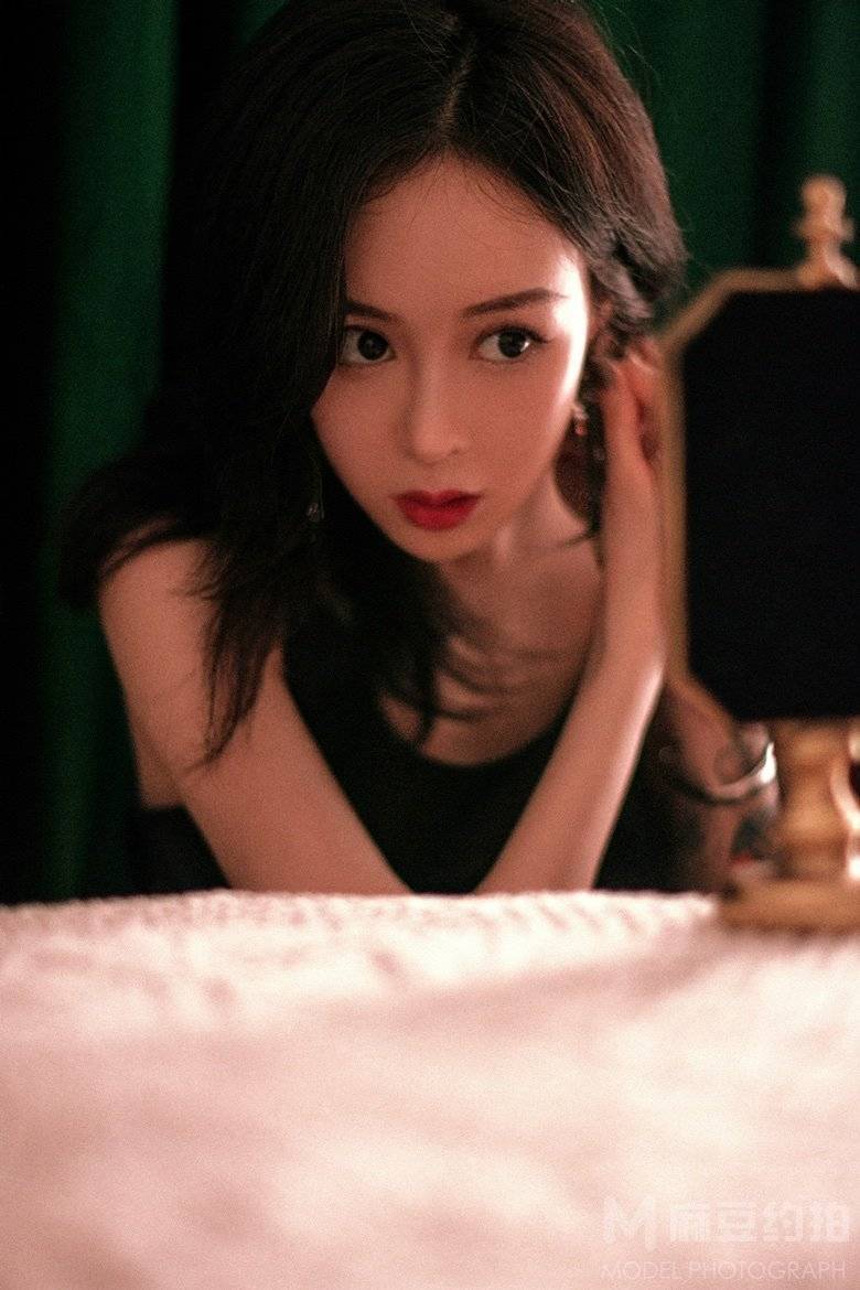 暗黑模特