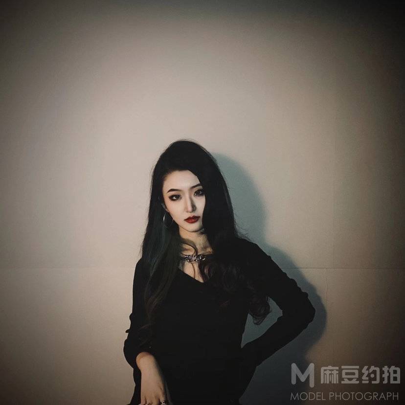 暗黑模特