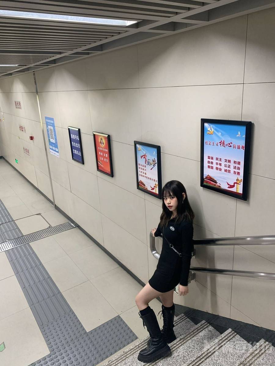 校园模特