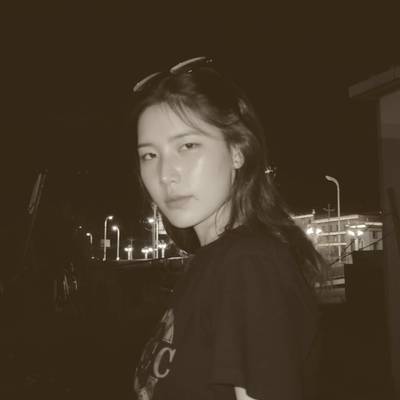 黑白模特