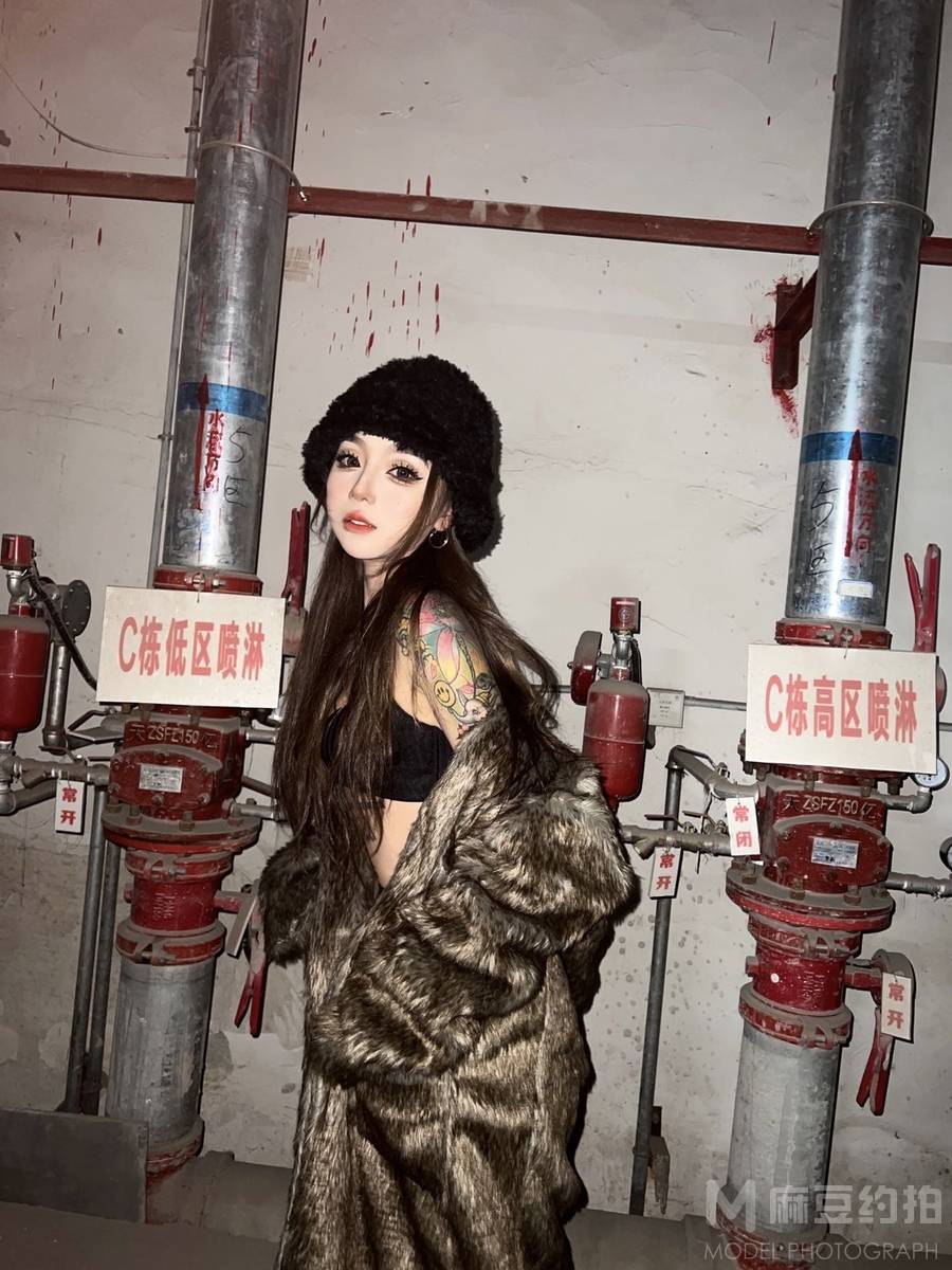 妆容模特