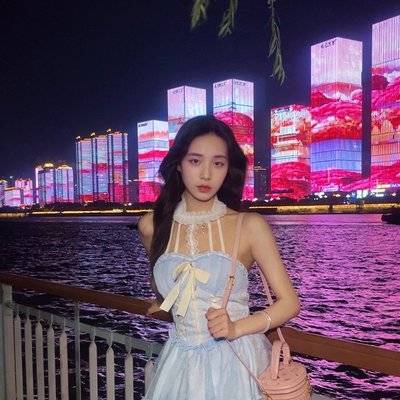 清新模特