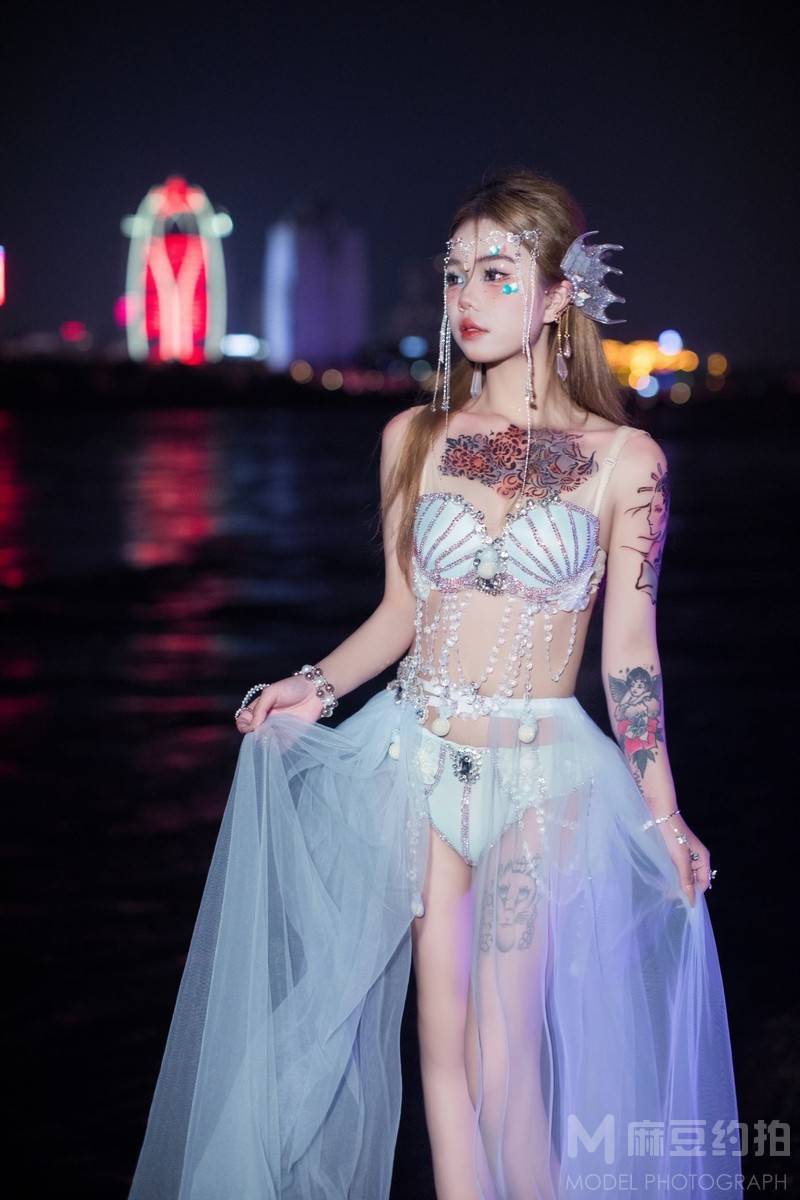 夜景模特