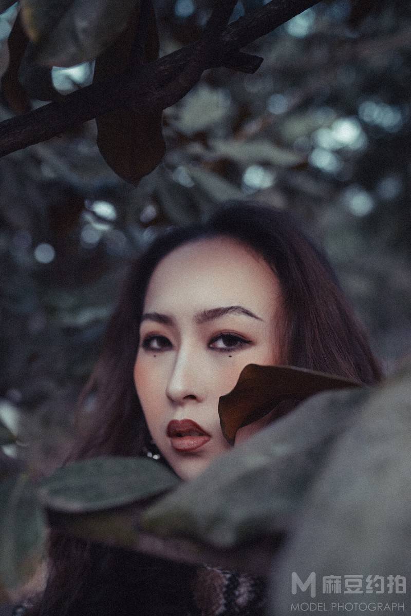 情绪模特