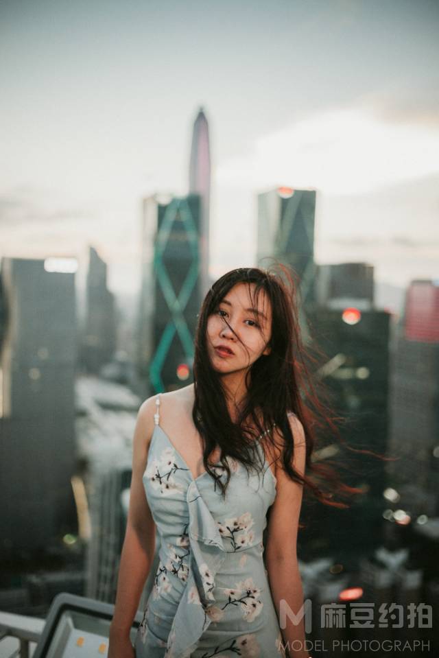 夜景模特