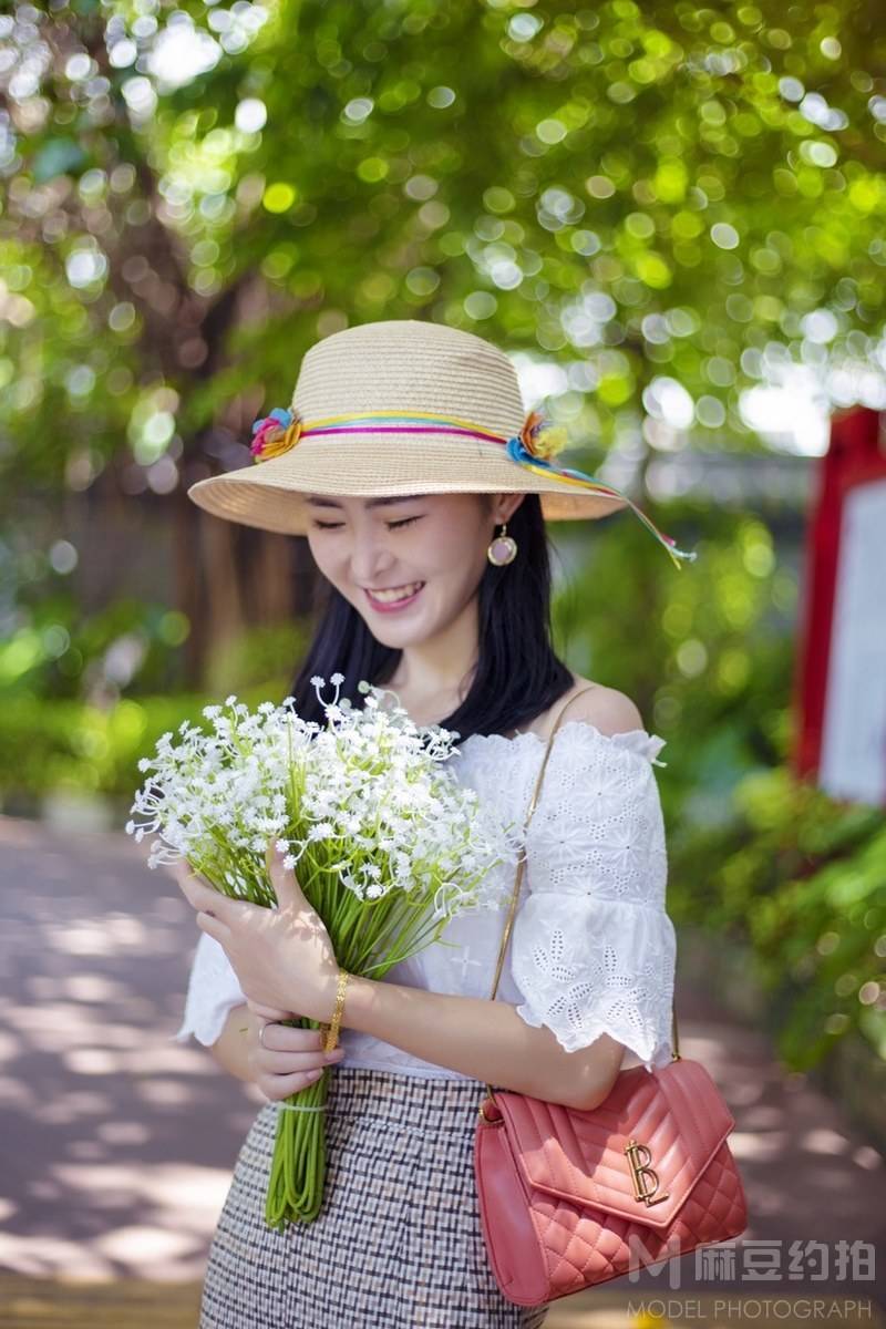 校园模特