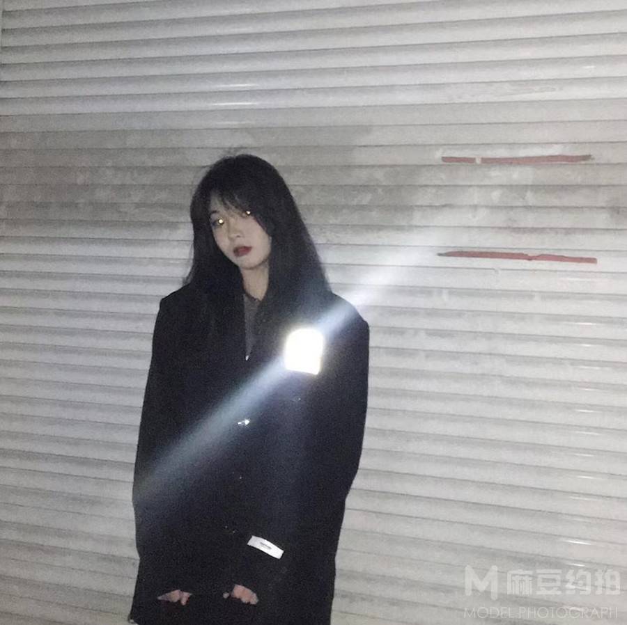 暗黑模特