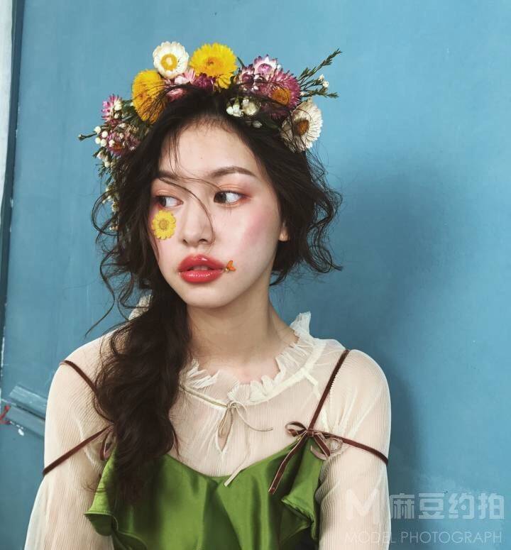 妆容模特