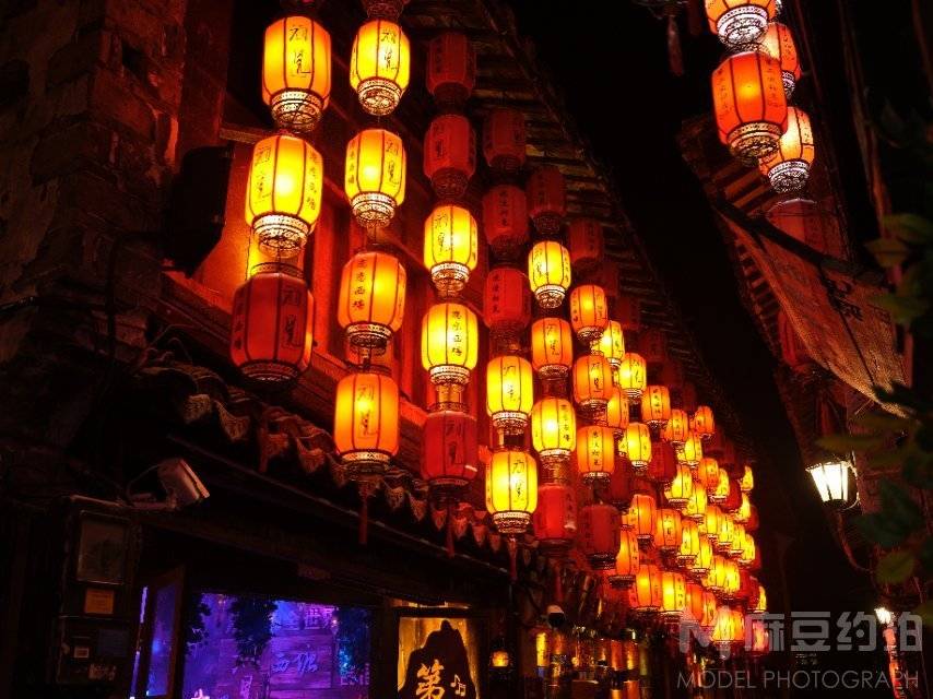 夜景模特