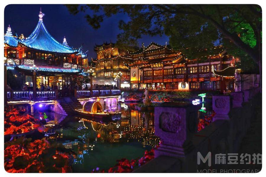 夜景模特