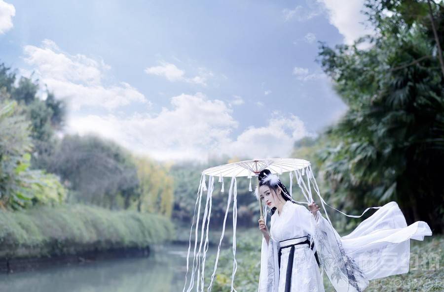 汉服模特