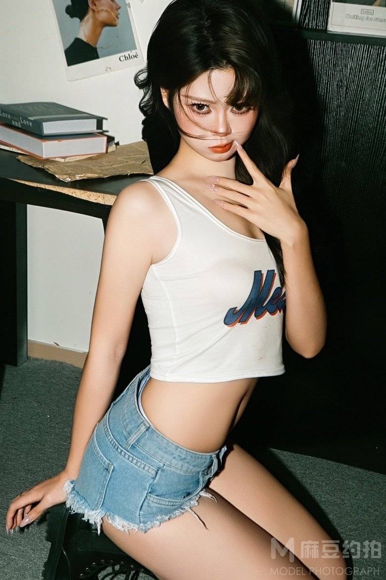 胶片模特