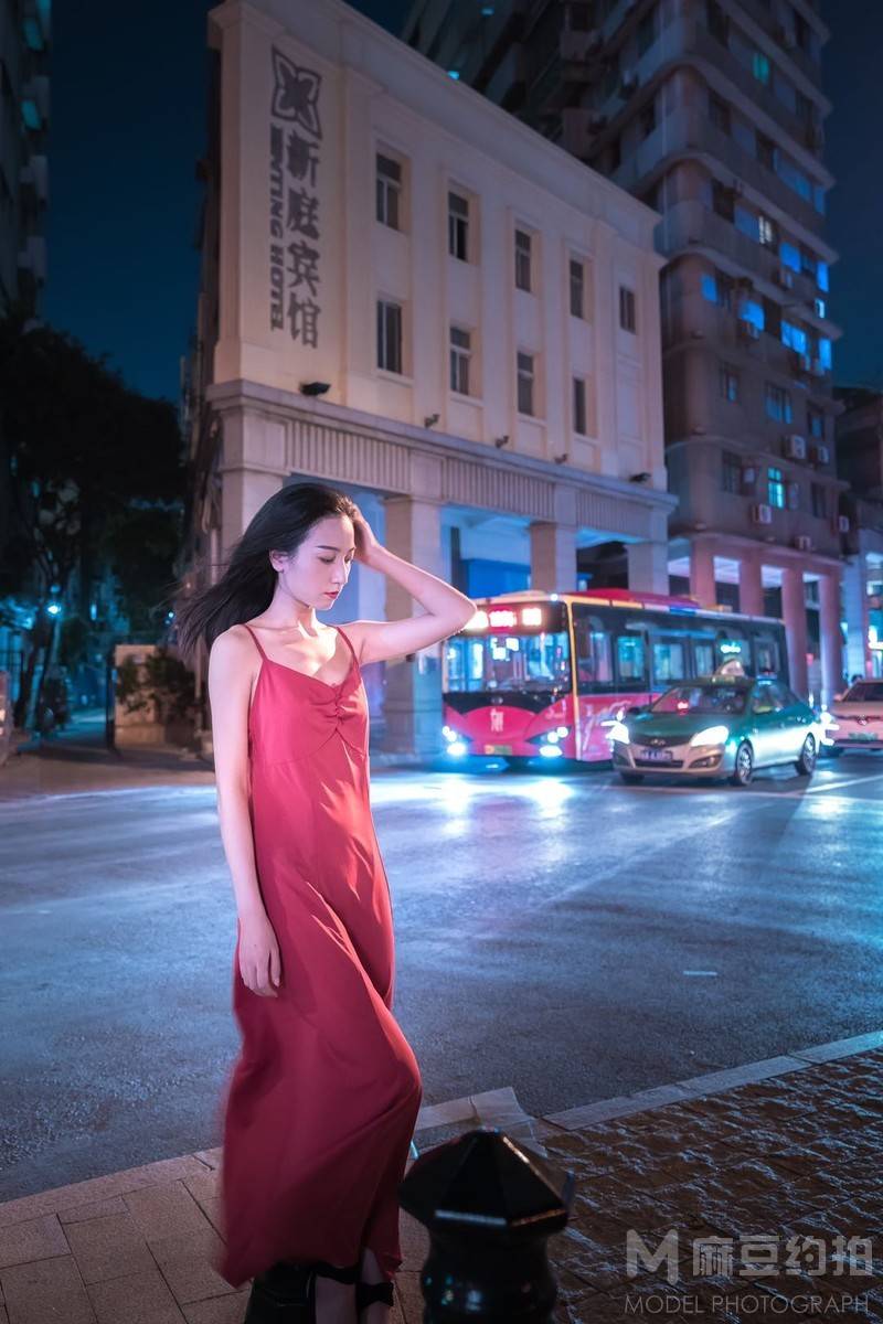 夜景模特