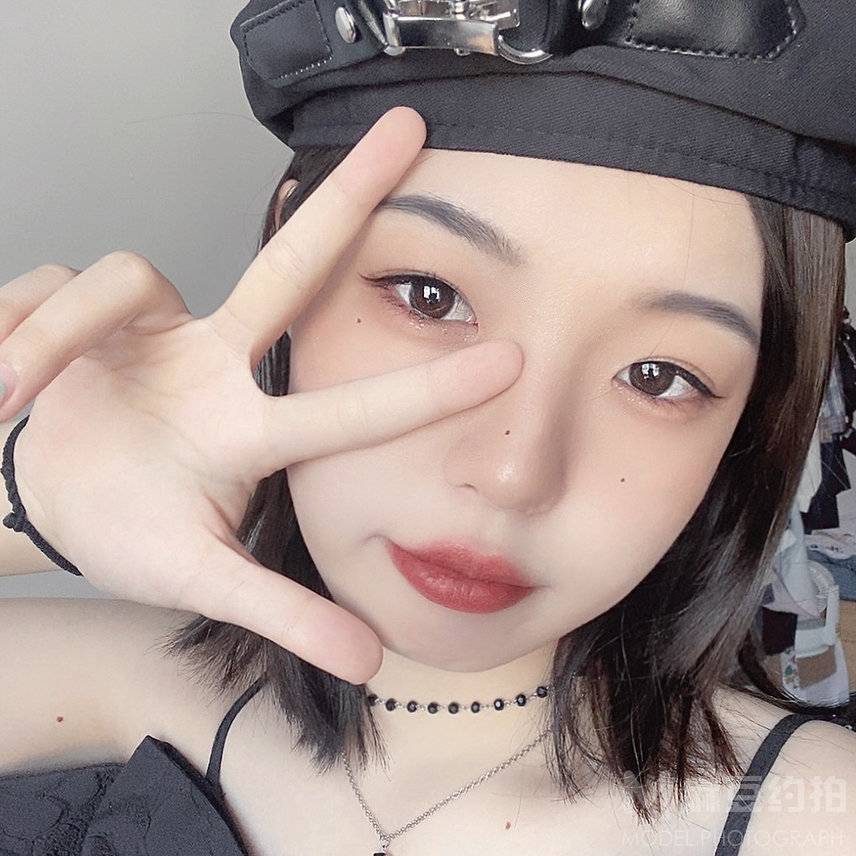 妆容模特