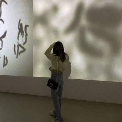 黑白模特