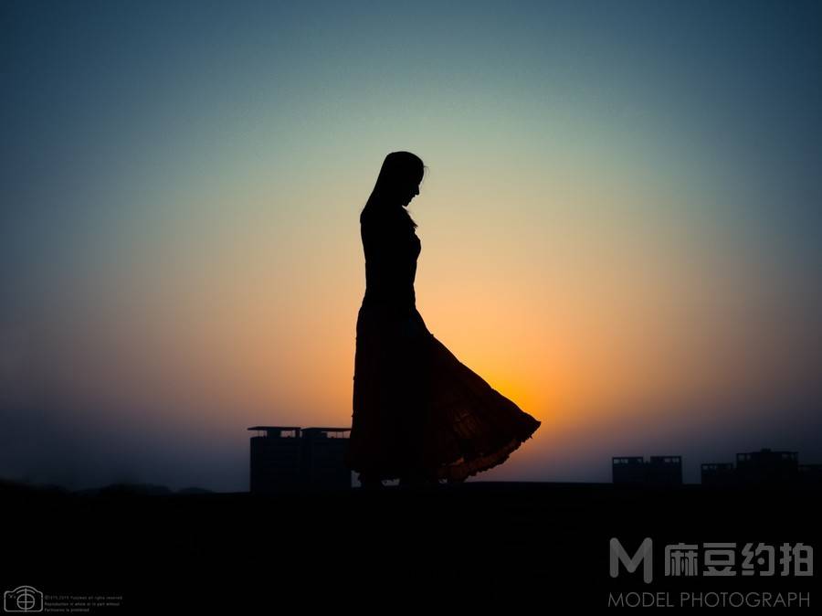 夜景模特