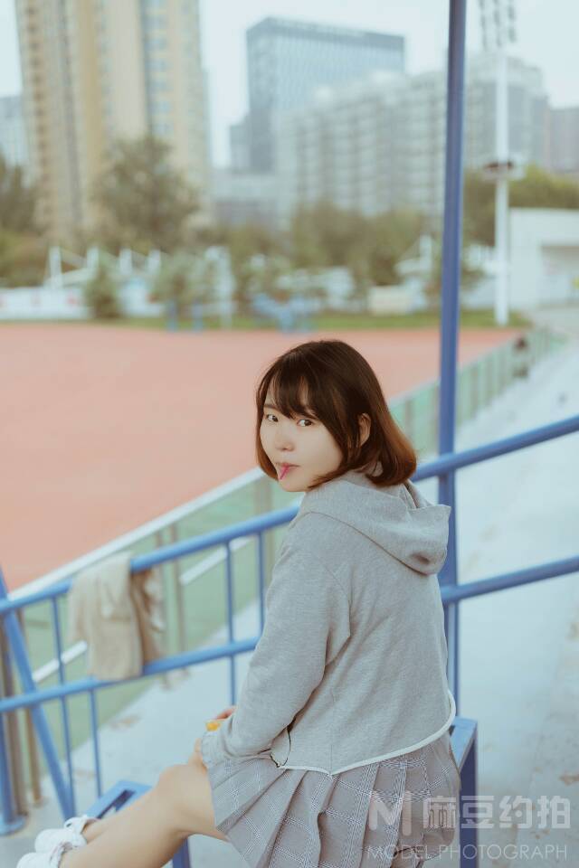校园模特