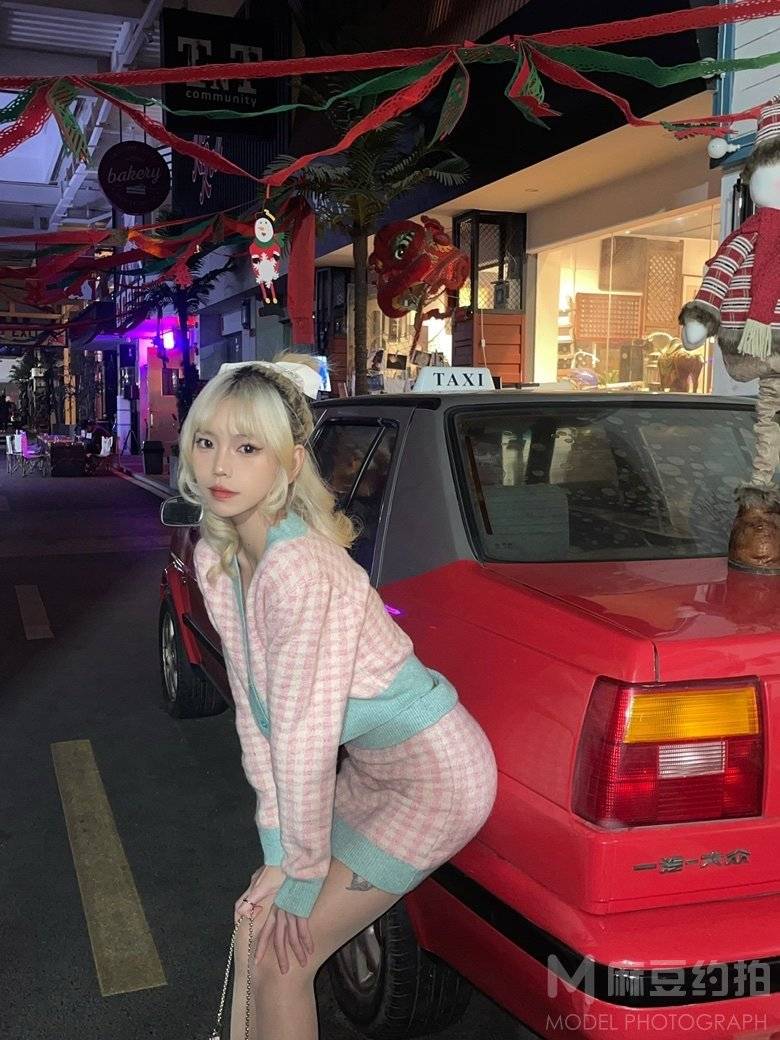 妆容模特