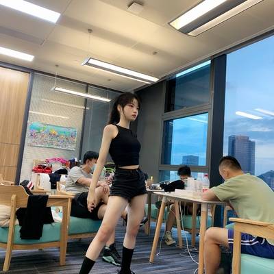 民国模特