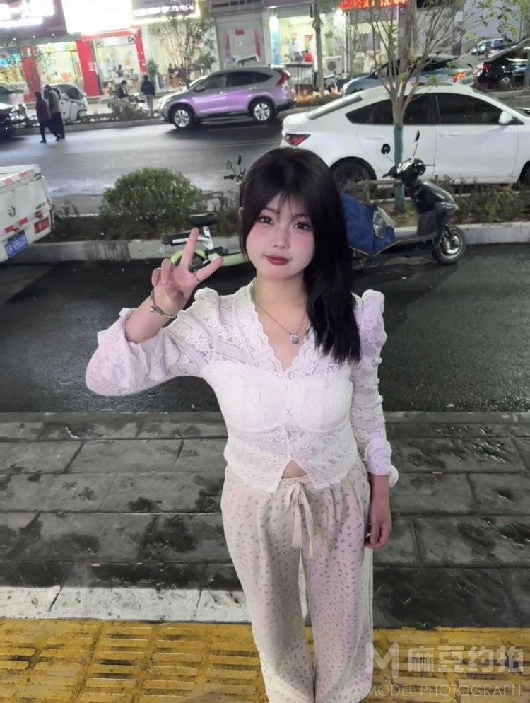 民国模特