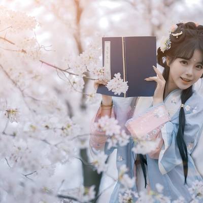 汉服模特