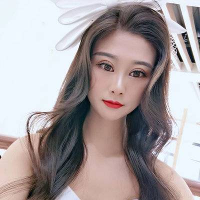 黑白模特