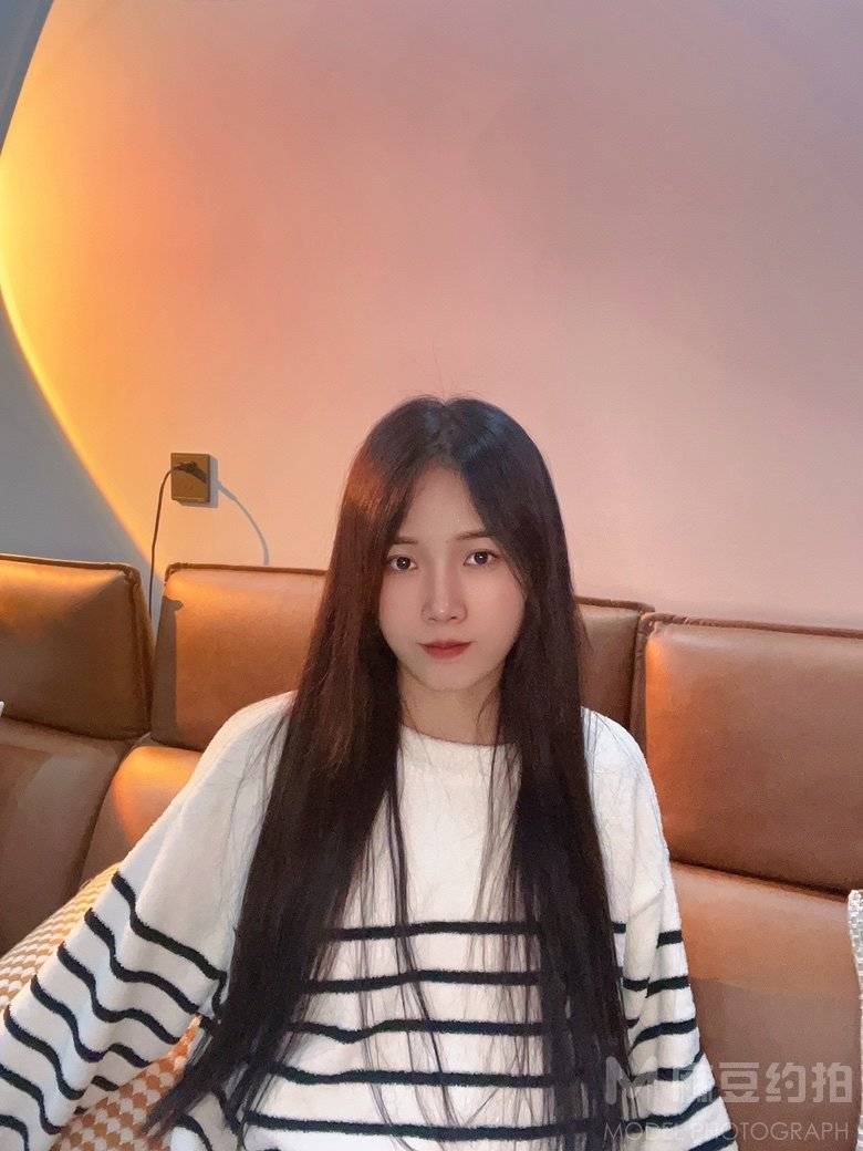 纪实模特