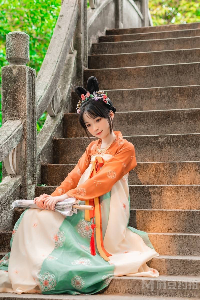 汉服模特