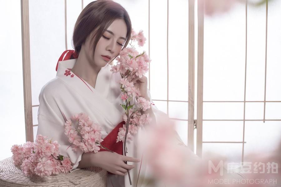 和服模特