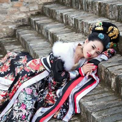 汉服模特
