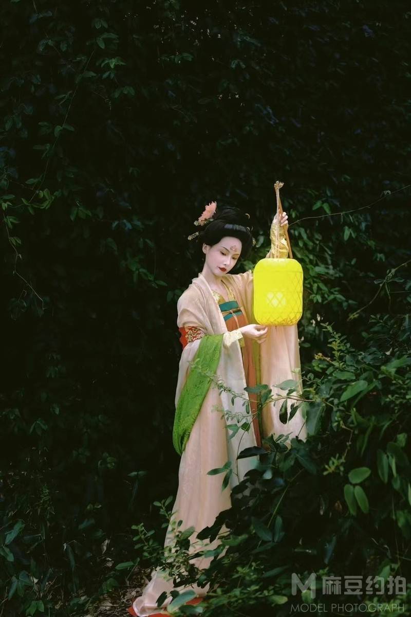 民国模特