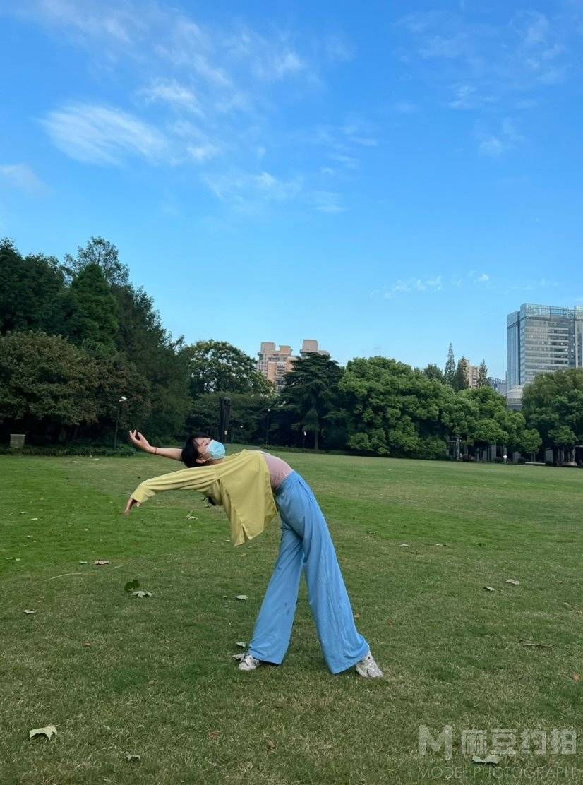 纪实模特