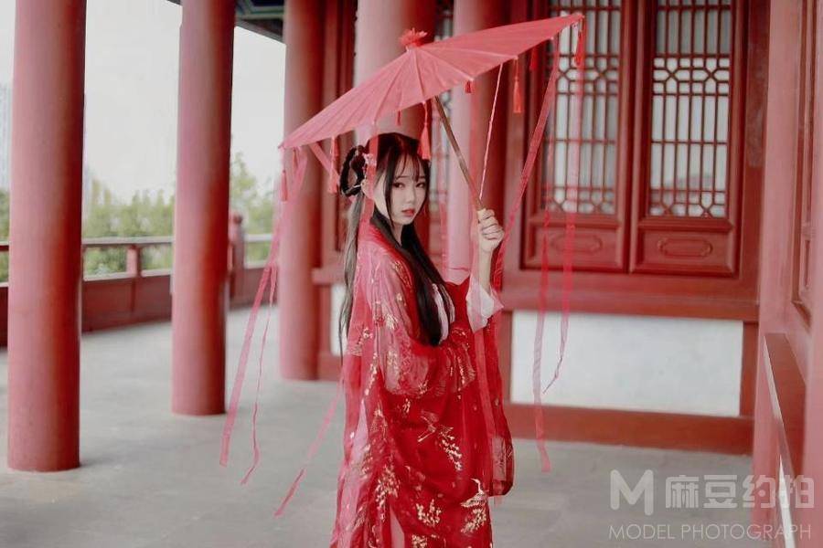 汉服模特