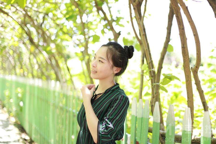 校园模特