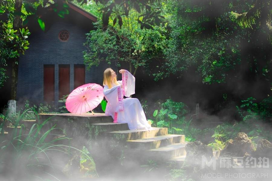 民国模特