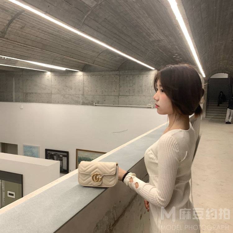 胶片模特