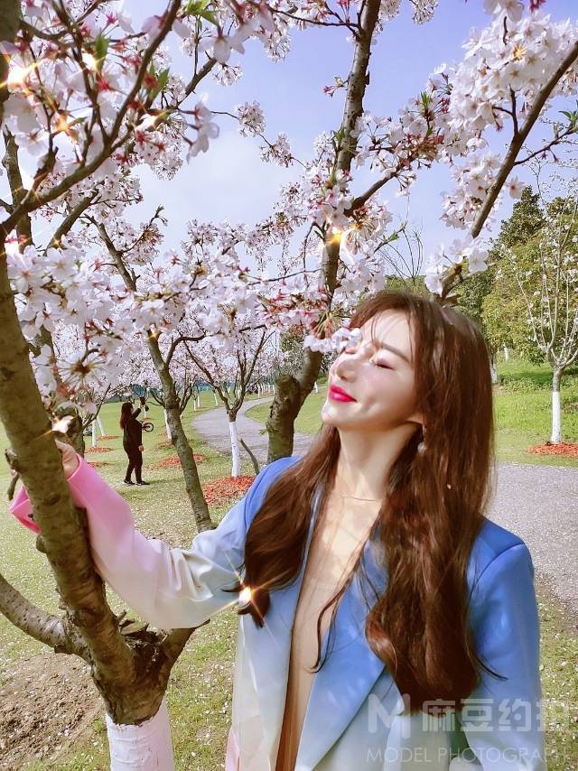 妆容模特